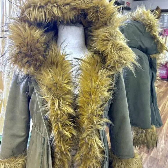 Vintage Olive Green Faux Fur Parka Coat Y2K Boho Festival Jacket Street Style - Picture 6 of 12